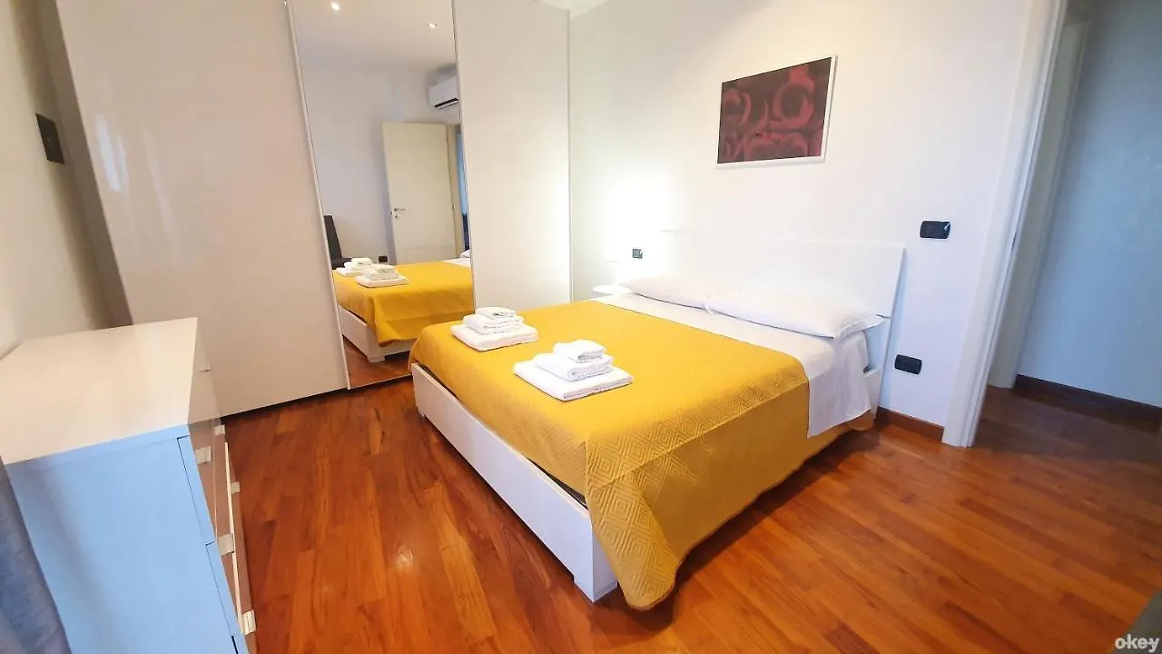 Wow Waterfront Apartment - Bari Fesca 0*,  Italia