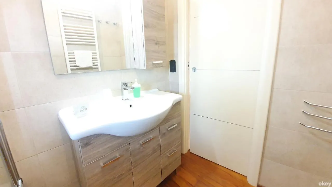 Wow Waterfront Apartment - Bari Fesca