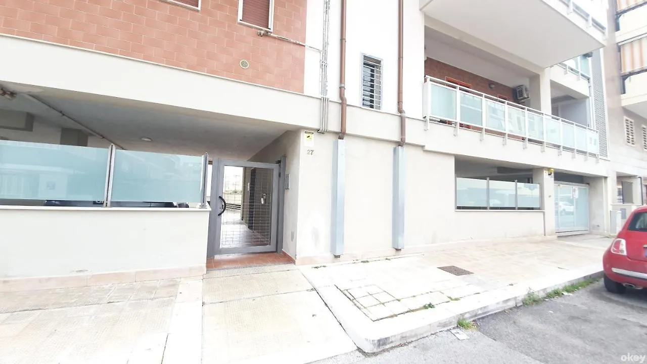 Wow Waterfront Apartment - Bari Fesca